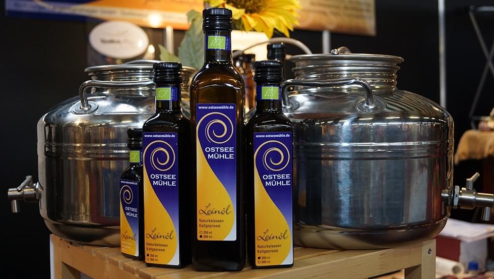 Linseed_oil_from_the_Baltic_Mill_Health_pur